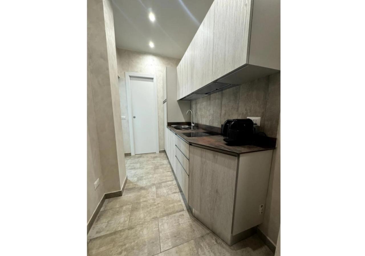 La Palmetta - Vicino Metro A Apartment Рим Екстериор снимка